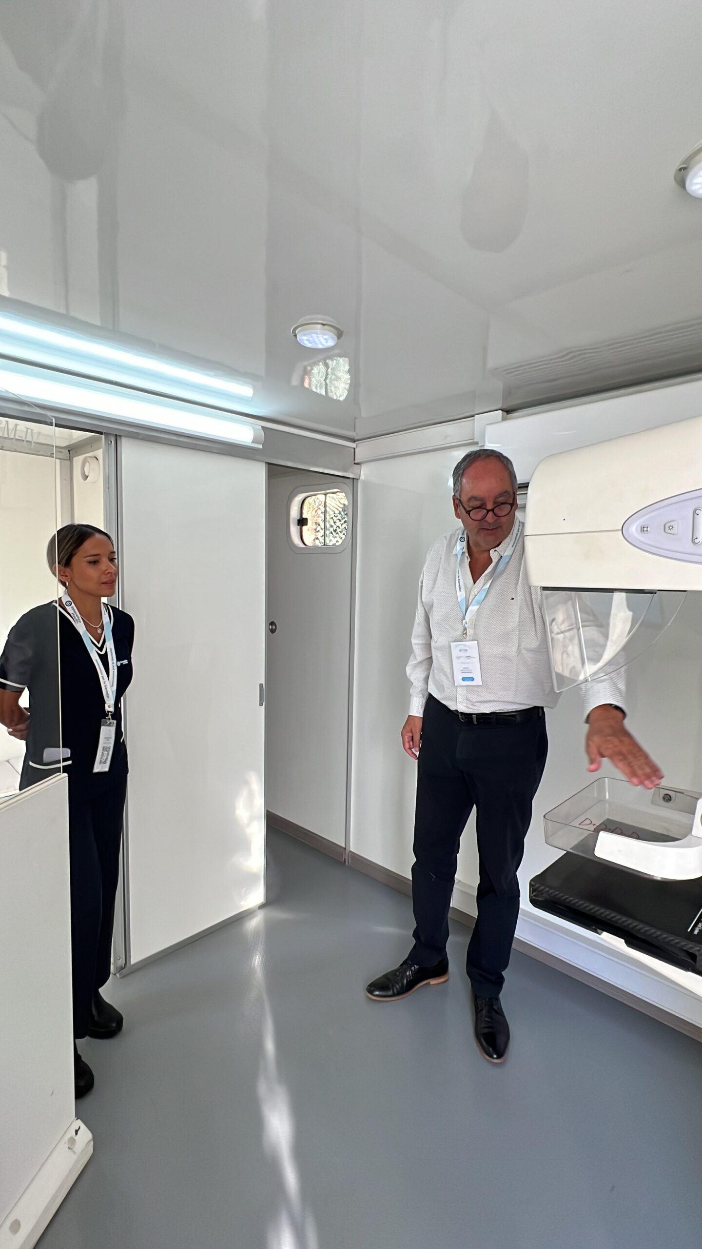 Trailer Screening Cáncer de la Mujer. - Imagen 3